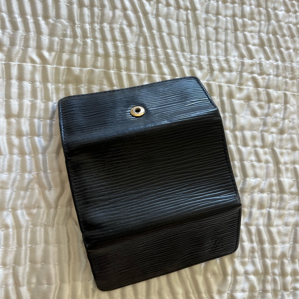 Louis Vuitton Epi key holder - Picture 4 of 10